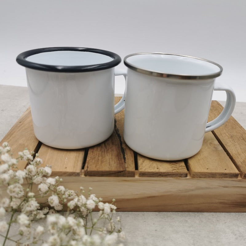 Emailletasse mit Wunschmotiv